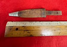 Leder und vernickelte Scheide