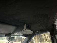 Schwarz Stretch Wildleder