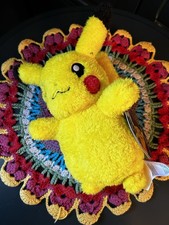 Pikachu Plüschtier 20 cm PKMN