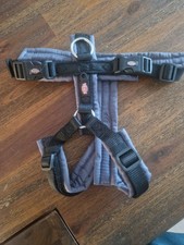 Paket Hund  2 Geschirre Und 2 Halsbänder