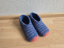 Filzschuhe Puschen Pantoffel Hausschuhe Handarbeit NEU Größe 40 / 41 blau orange