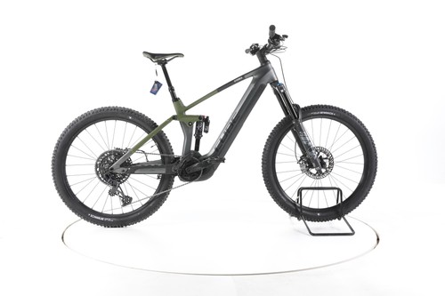 Cube stereo hybrid - stereo, tm