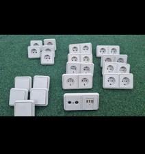 Steckdosen und Schalter