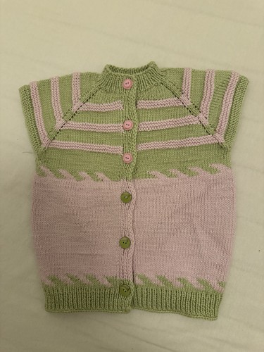 Handgestrickte babyweste - handgestrickte,