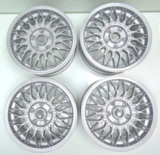4x AUDI 100 / 200 Typ 44 / 6x15 et45 / ALUFELGEN ALU FELGEN / 443601025E (M784)