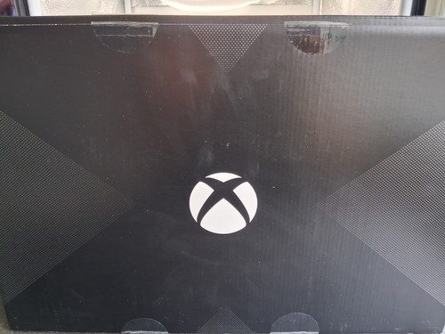 Microsoft xbox one - one, x