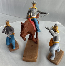 3 Plasty Soldaten"