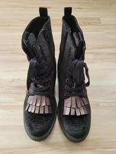 Ellie Goulding Collection