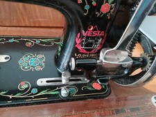 Antike Nähmaschine Vesta mit