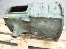 Zwischengehäuse (Getriebe-Motor) Kupplungstunnel Bautz AS 240 C Traktor Bj 1956 