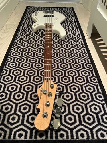 Und tribute kilton bass - g, l