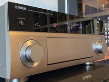 YAMAHA RX-V1067 Network 7.2