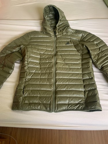 Leichte adidas daunenjacke - leichte,