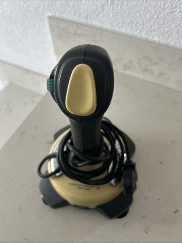 Saitek megagrip iii joystick - saitek,