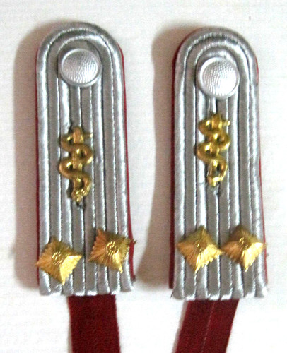 Nva schulterstücke leutnant - schulterstücke,