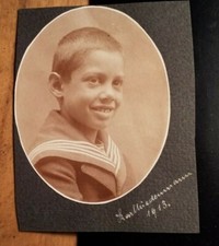 Karl Wiedenmann ? 1913 als kleiner Junge im Matrosenanzug / Foto
