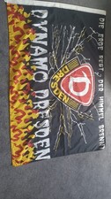 Dynamo Dresden  Fahne DIE ERDE BEBT DER HIMMEL BRENNT