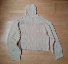 A78 Strickpulli Rolli kurz