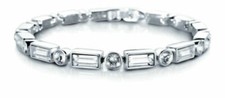 LIORA 1807304 Damen Armband mit Swarovski Steinen 19cm