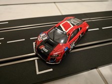 CARRERA Digital 132 Audi R8 LMS Sport Team No. 10 (30770)