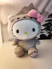 Hello Kitty x Pusheen Sanrio Original Plush Plüsch Katze Kawaii Cat Poncho 