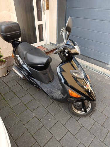 Suzuki 125 mit - an, vielen