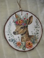 Türdeko ~ Deko-Bild auf Holzscheibe ~ Rehkitz mit Blumenkranz ~ Kreativ Handwerk