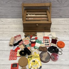 Nähkästchen aus Holz mit