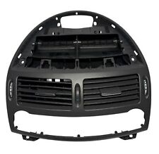 Lüftungsgitter mitte