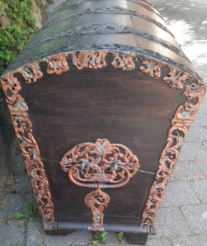 Antike runddeckeltruhe - antike,