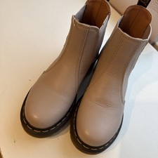 Dr. Martens Damen Stiefel