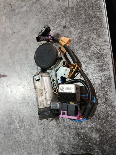Audi 895877795b - b4),
