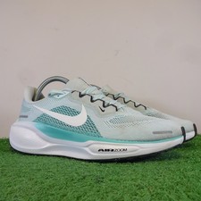 Nike Turnschuhe Größe 5,5