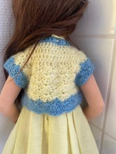 Gehäkelte Strickjacke gelb/hellblau paßt Käthe Kruse Puppe deutsches Kind