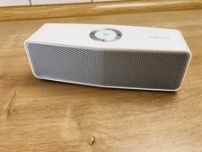 LG Musik Flow P74 portabler Bluetooth Lautsprecher weiß