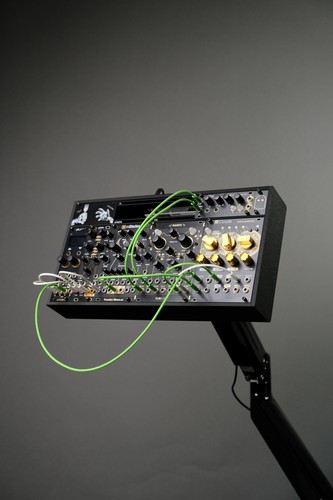 Eurorack case 66hp - /,