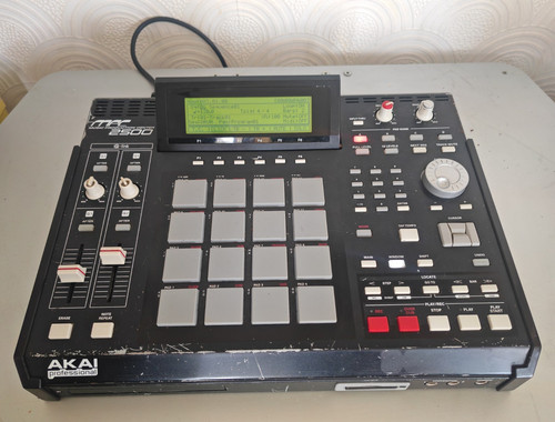 Akai mpc2500 sampler - sampler, &