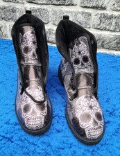 Gothic Stiefel 41, mit Skull und Rosen