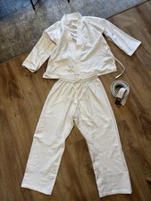 Karateanzug Größe 140