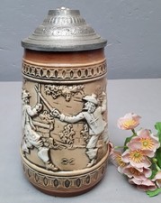 Relief Motiv Bierkrug mit