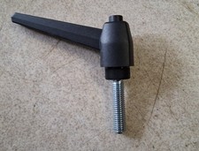 Klemmschraube, Knebelschraube