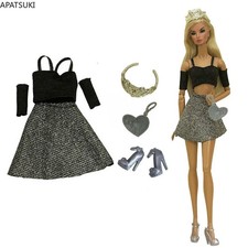 Schwarz Silber Outfits für