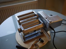 Nudelmaschine elektrisch