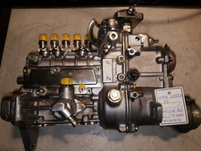 Mercedes W124 E 250 TD Bosch Einspritzpumpe  OM602A  2,5l 5-Zylinder Neuwertig !