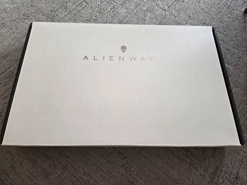 Alienware m17 amd rtx 3070 - amd,,