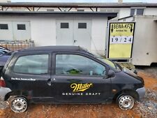 Schlachtfest Renault Twingo 1 I 1,2 Ausschnitt vom Einstieg Nr.19/24