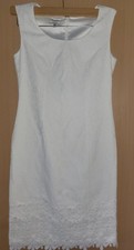 Damen Kleid von APART schmal
