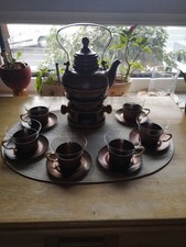 Teekanne mit Stövchen aus