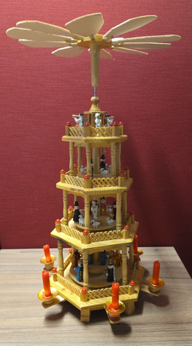 Weihnachtspyramide stöckig - weihnachtspyramide, 4-stöckig