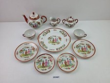 Tee-Service Porzellan im Stil